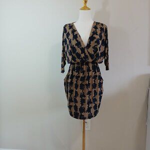 Akira Chicago Navy and Tan Abstract Print Dress Women’s Size M - Like New